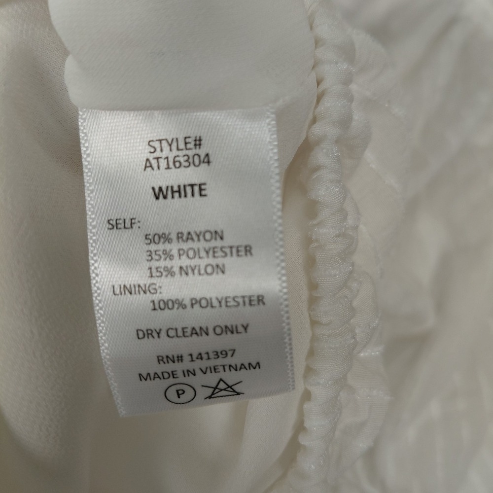 ASTR The Label Sz XS White Blouse Ruched Puff Sleeve Womens Renaissance Cropped - Picture 10 of 11